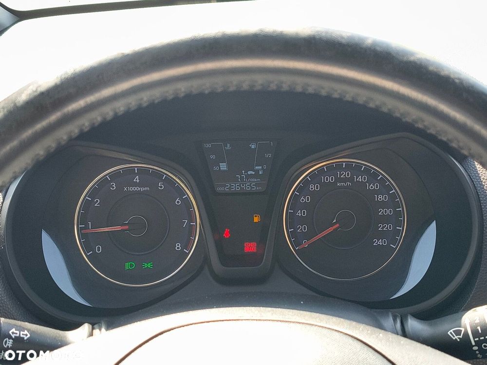 Hyundai ix20 - 17