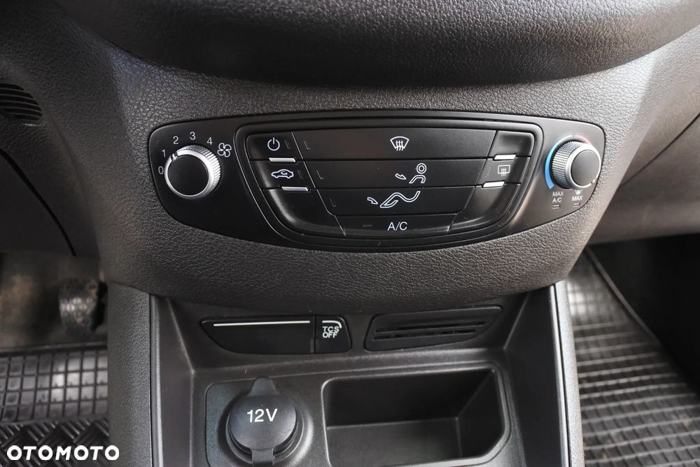 Ford TRANSIT COURIER - 11