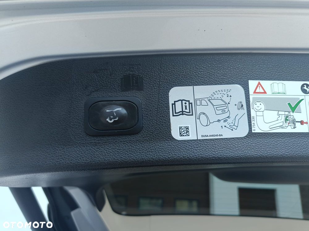 Ford Kuga 2.0 TDCi 4x2 Titanium - 12