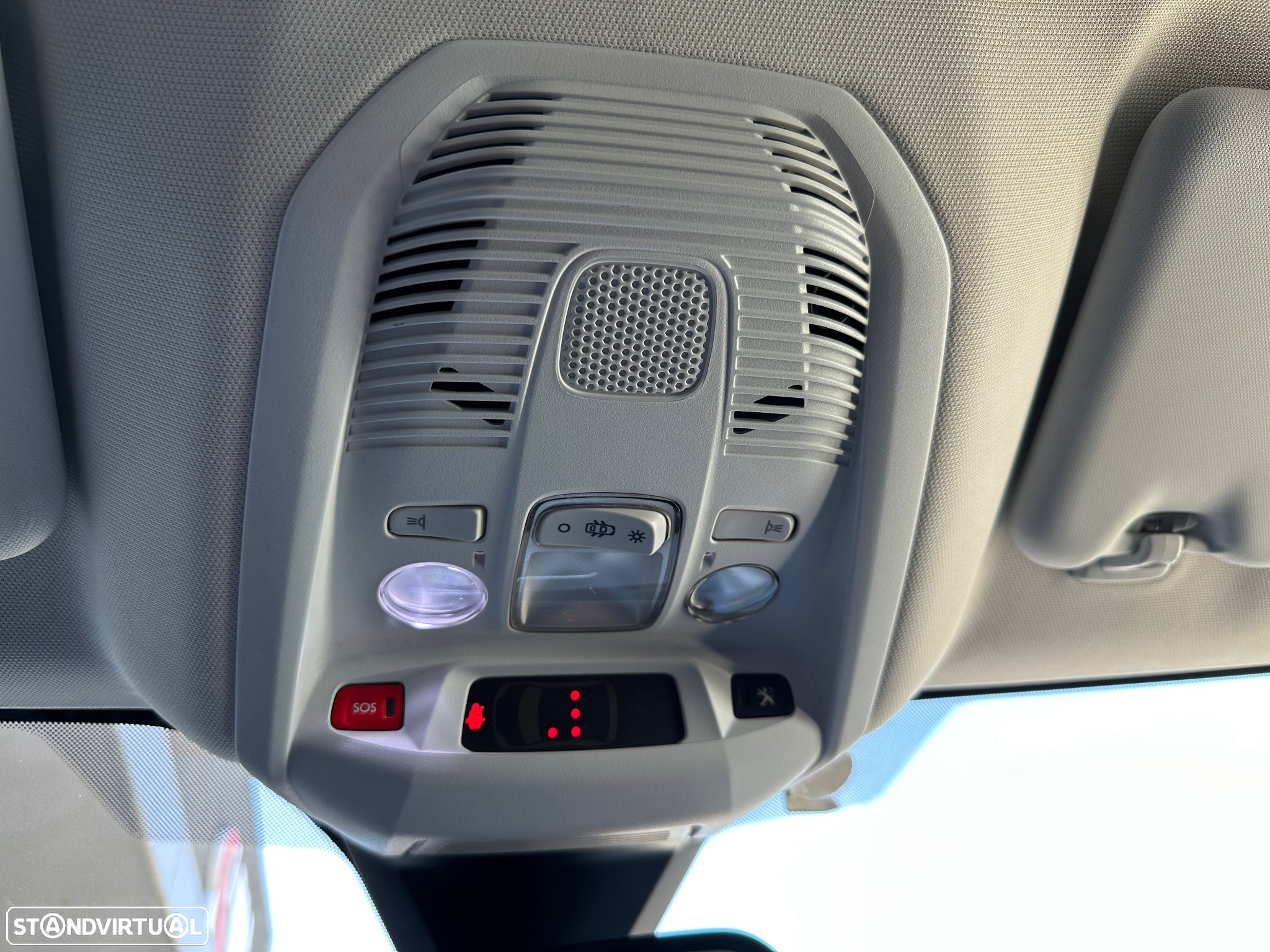 Peugeot 3008 BlueHDi 130 Stop & Start EAT8 Allure - 14