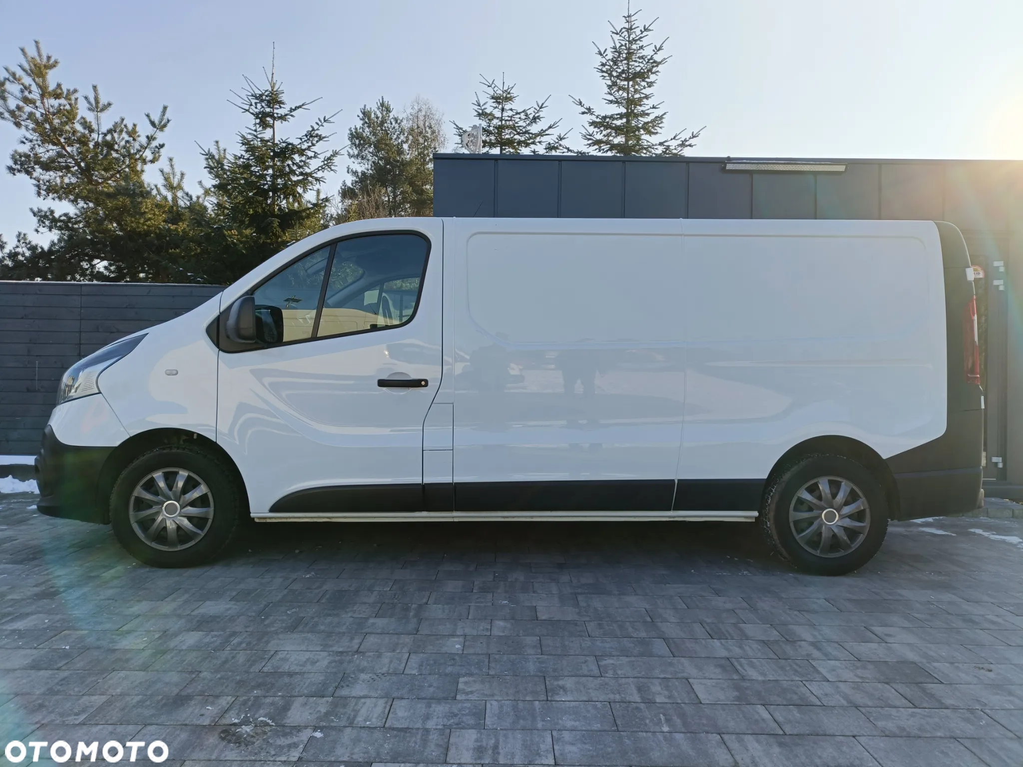 Renault Trafic - 2
