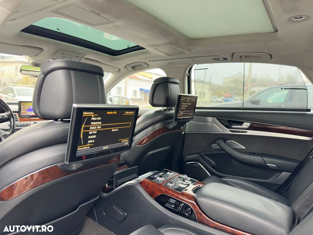 Audi A8 - 12