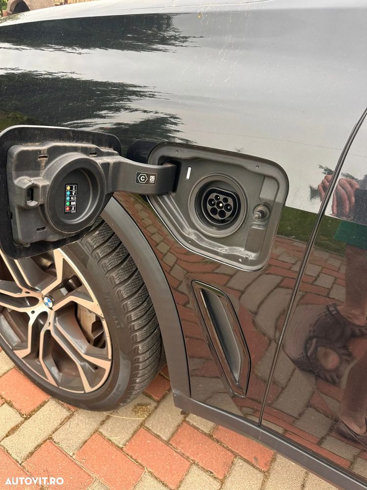 BMW X5 xDrive45e - 12