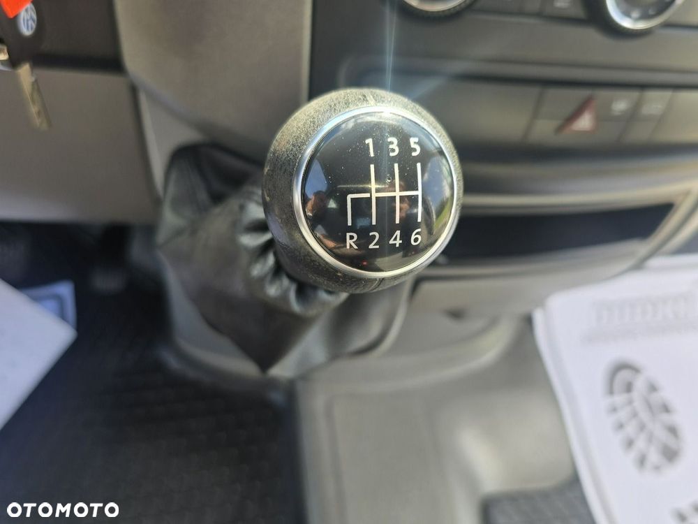 Volkswagen Crafter - 25