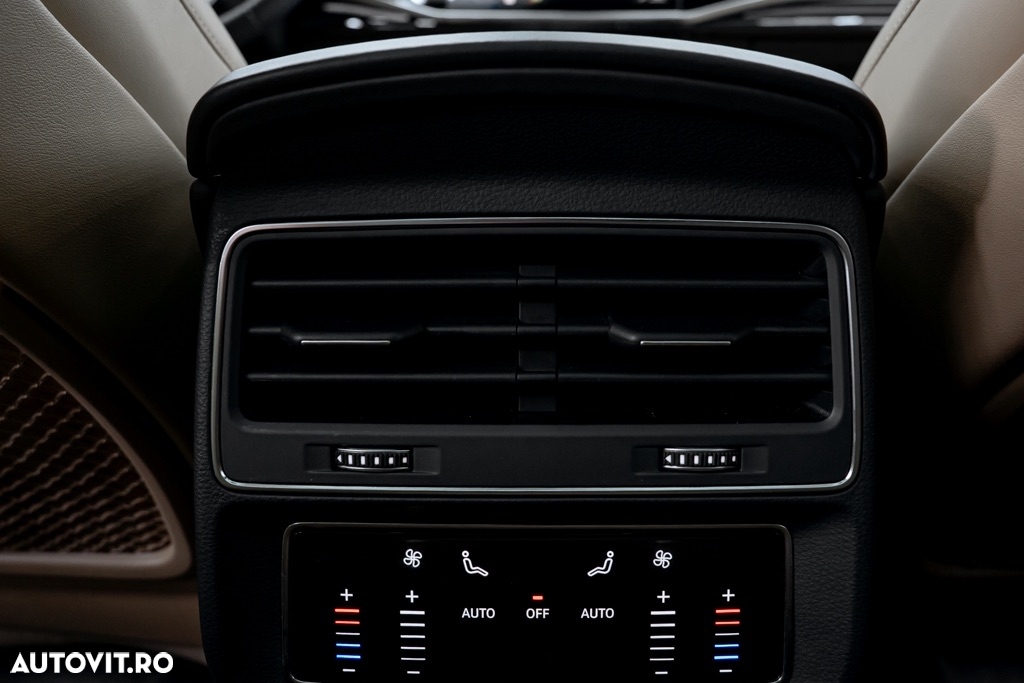 Audi Q7 55 TFSI quattro Tiptronic MHEV S Line - 17