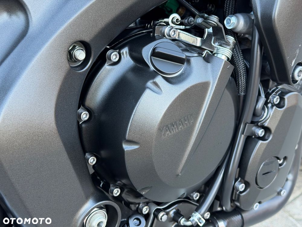Yamaha FZ6 - 19