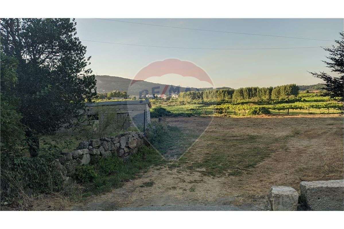 Terreno para construção - Grande imagem: 2/5