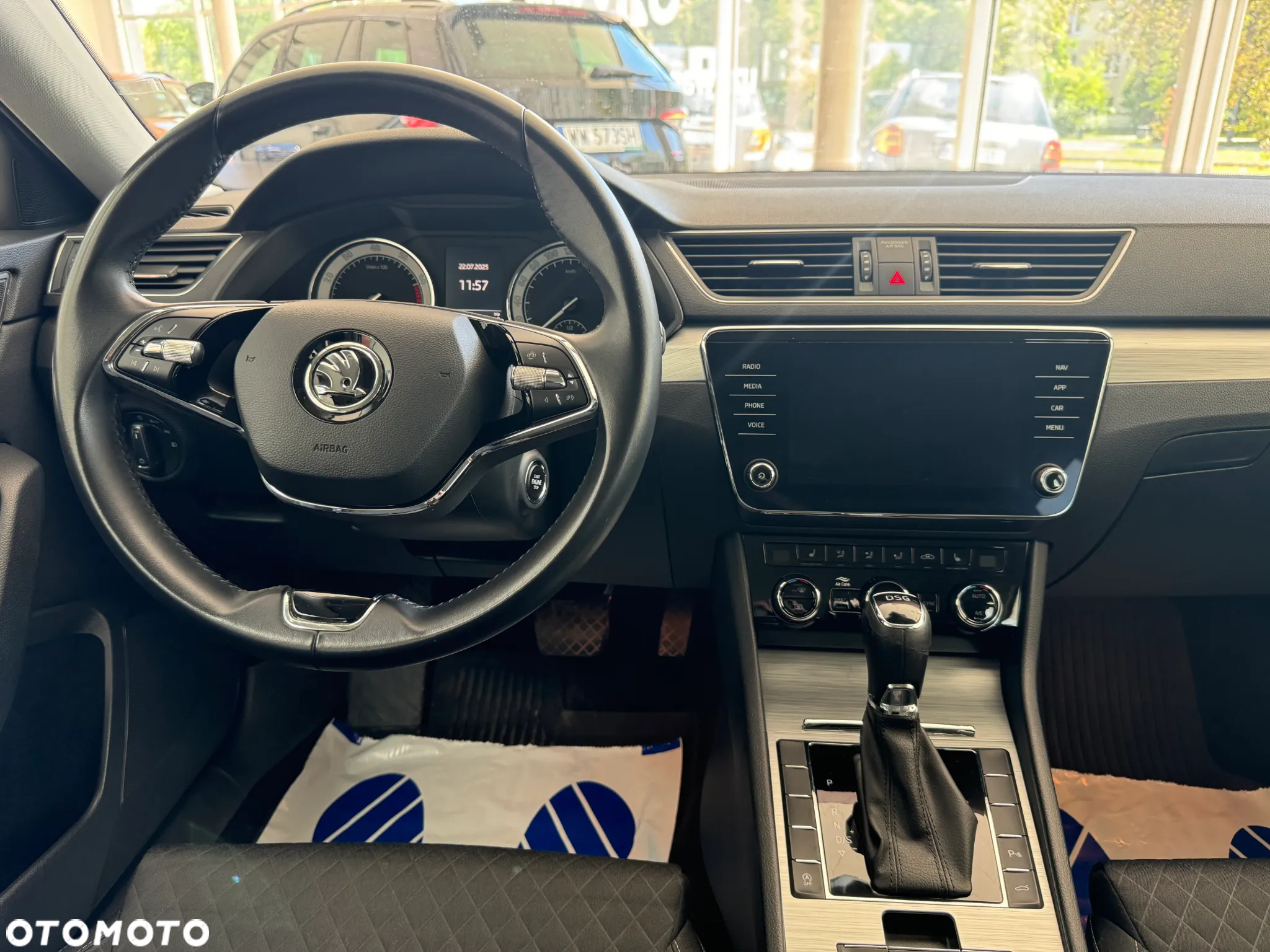 Skoda Superb 1.5 TSI Ambition DSG - 22