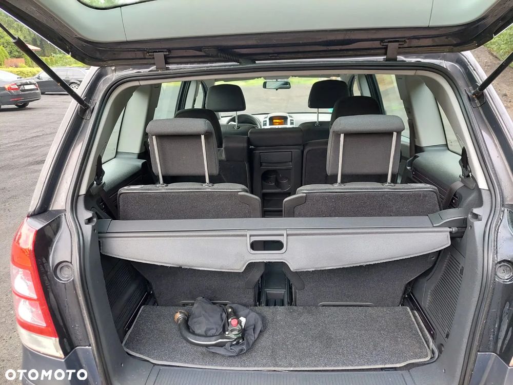 Opel Zafira - 14