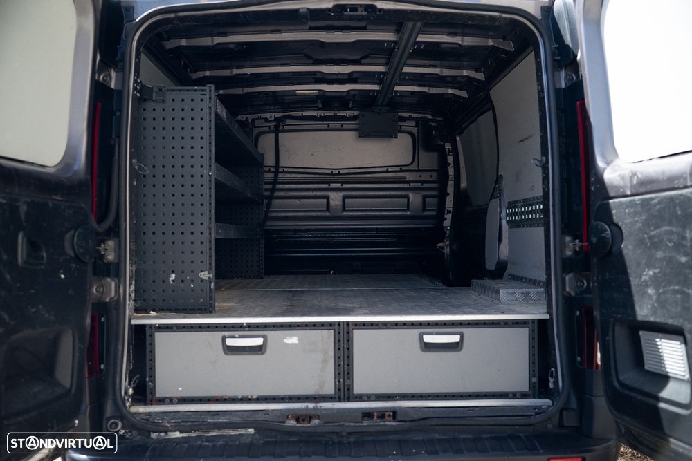 Renault Trafic 2.0 Dci - 28