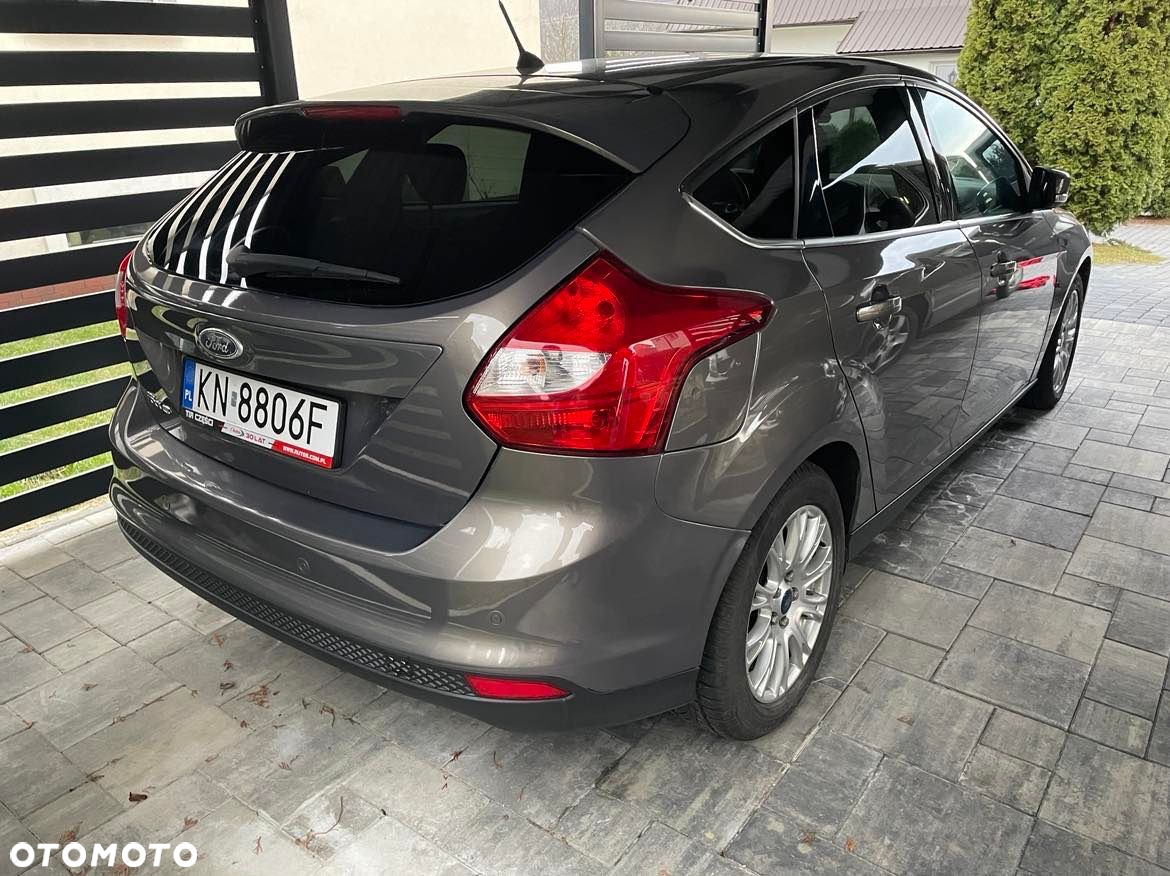 Ford Focus - 8