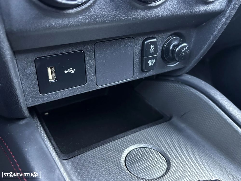 Mitsubishi ASX 1.6 MIVEC Intense Connect Edition - 32