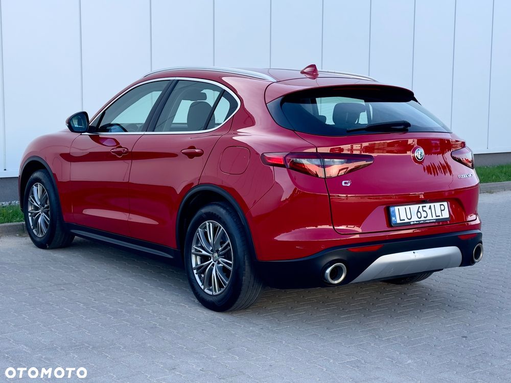 Alfa Romeo Stelvio - 6