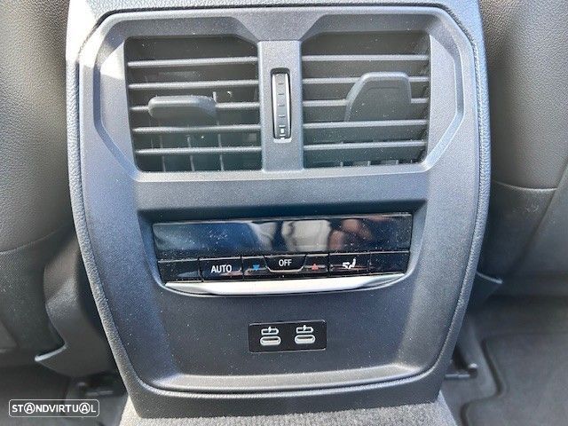 BMW 320 d Touring Auto - 24