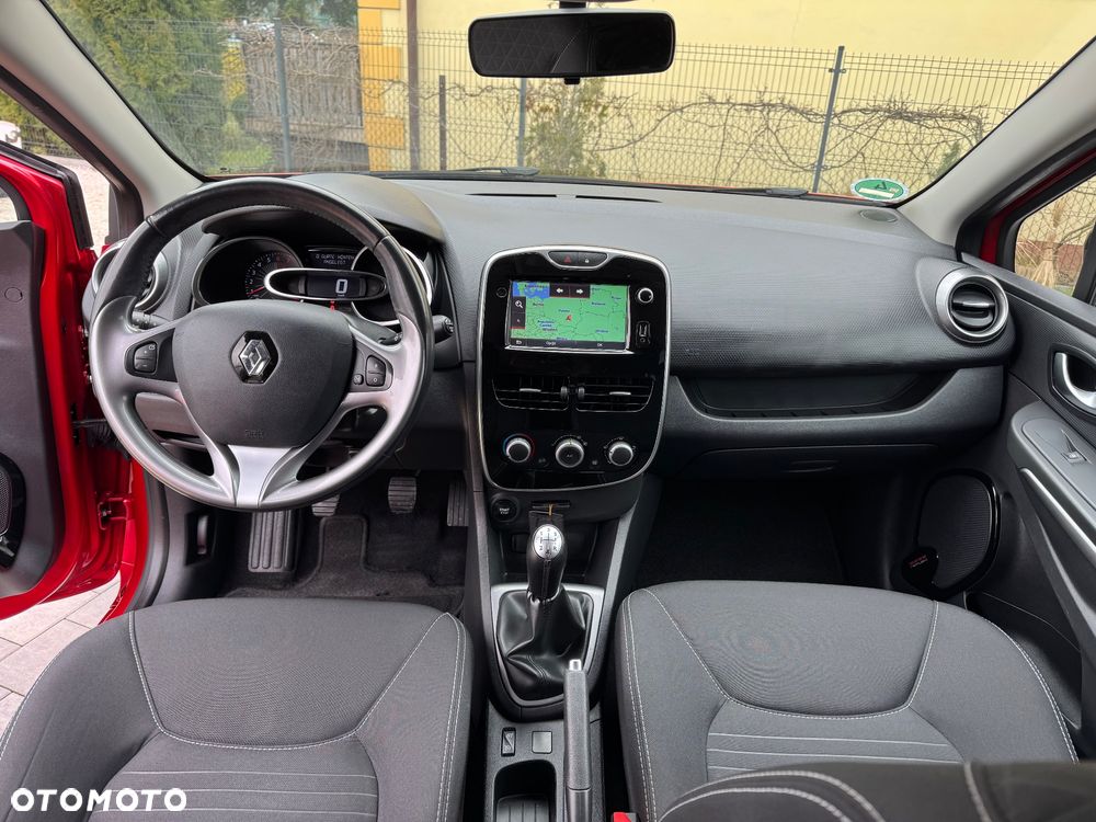 Renault Clio 1.2 16V 75 LIMITED - 19