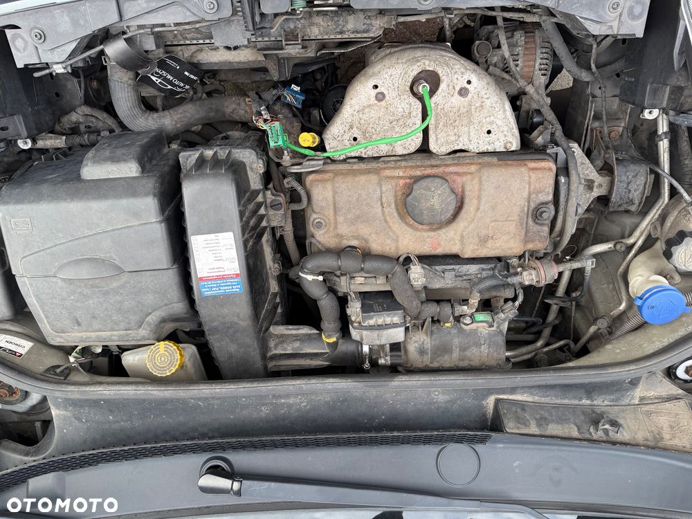Citroën C2 1.4 VTR - 13