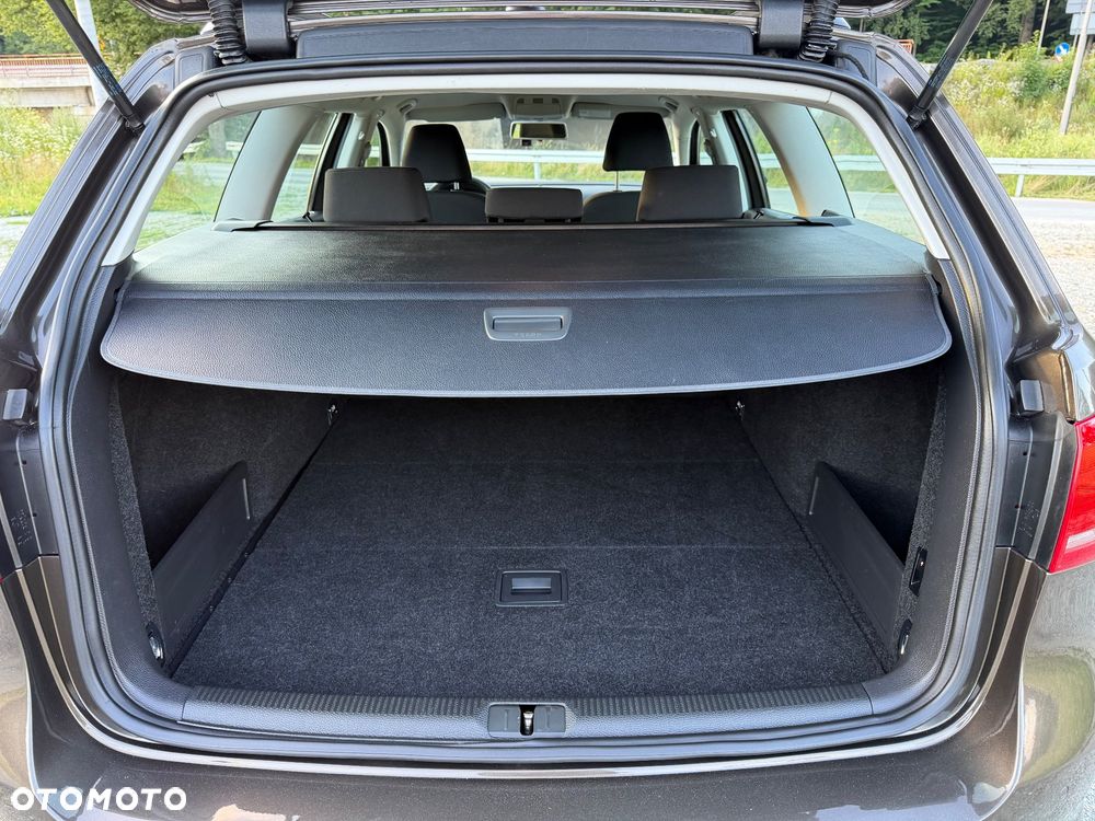 Volkswagen Passat 2.0 Blue TDI DPF Comfortline - 26