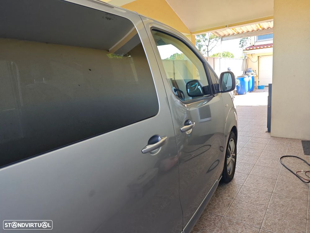 Peugeot e-Traveller L3 (50kWh) Business VIP - 51