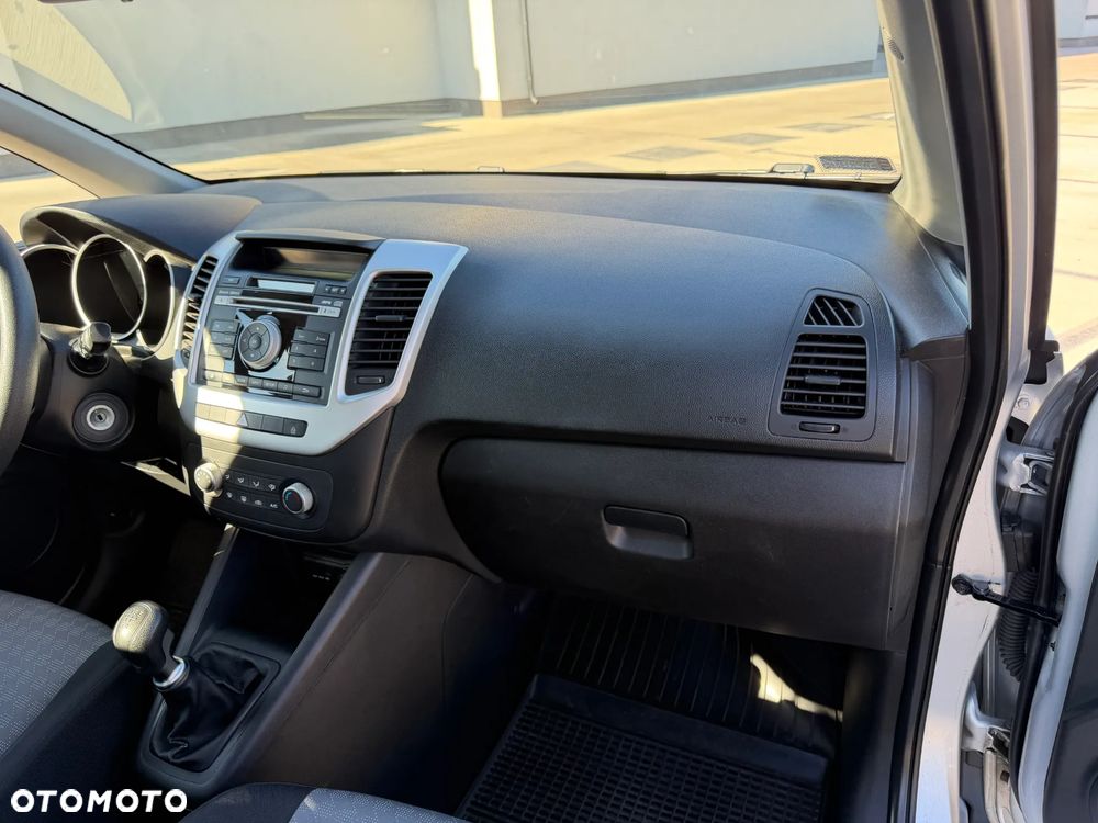 Kia Venga 1.4 M - 22