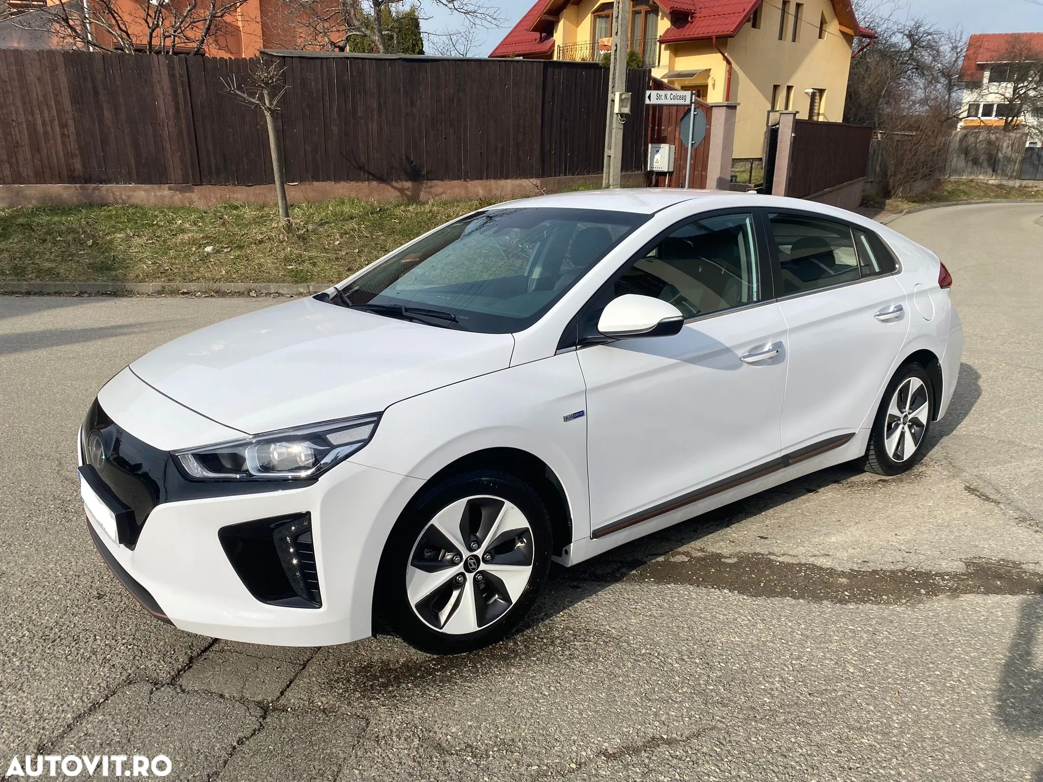 Hyundai IONIQ Electric 120CP Exclusive - 13