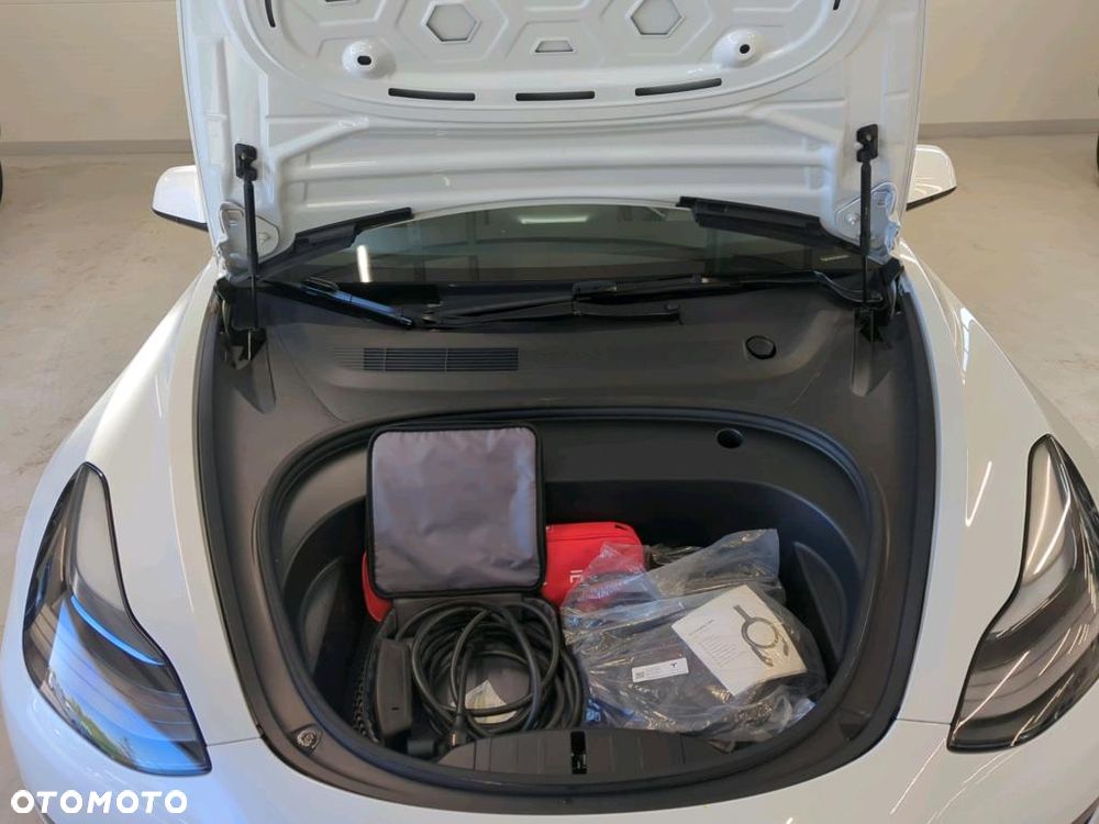 Tesla Model 3 Long Range RWD - 12