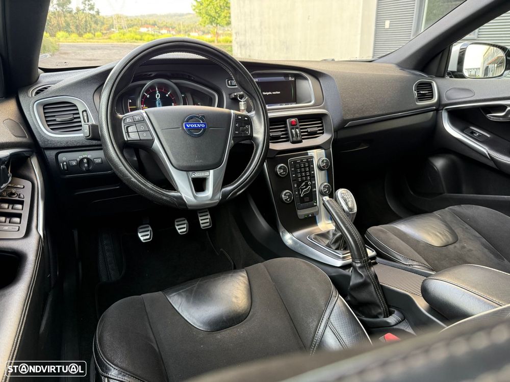 Volvo V40 1.6 D2 R-Design - 10