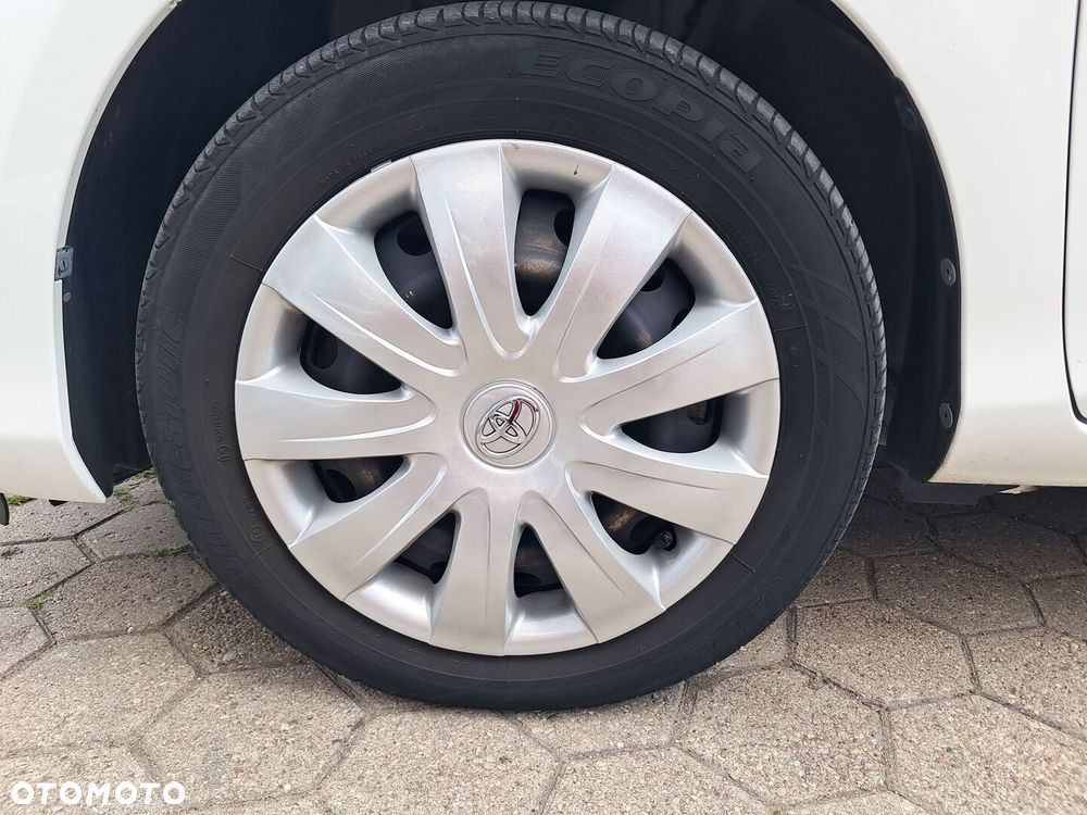 Toyota Yaris - 27