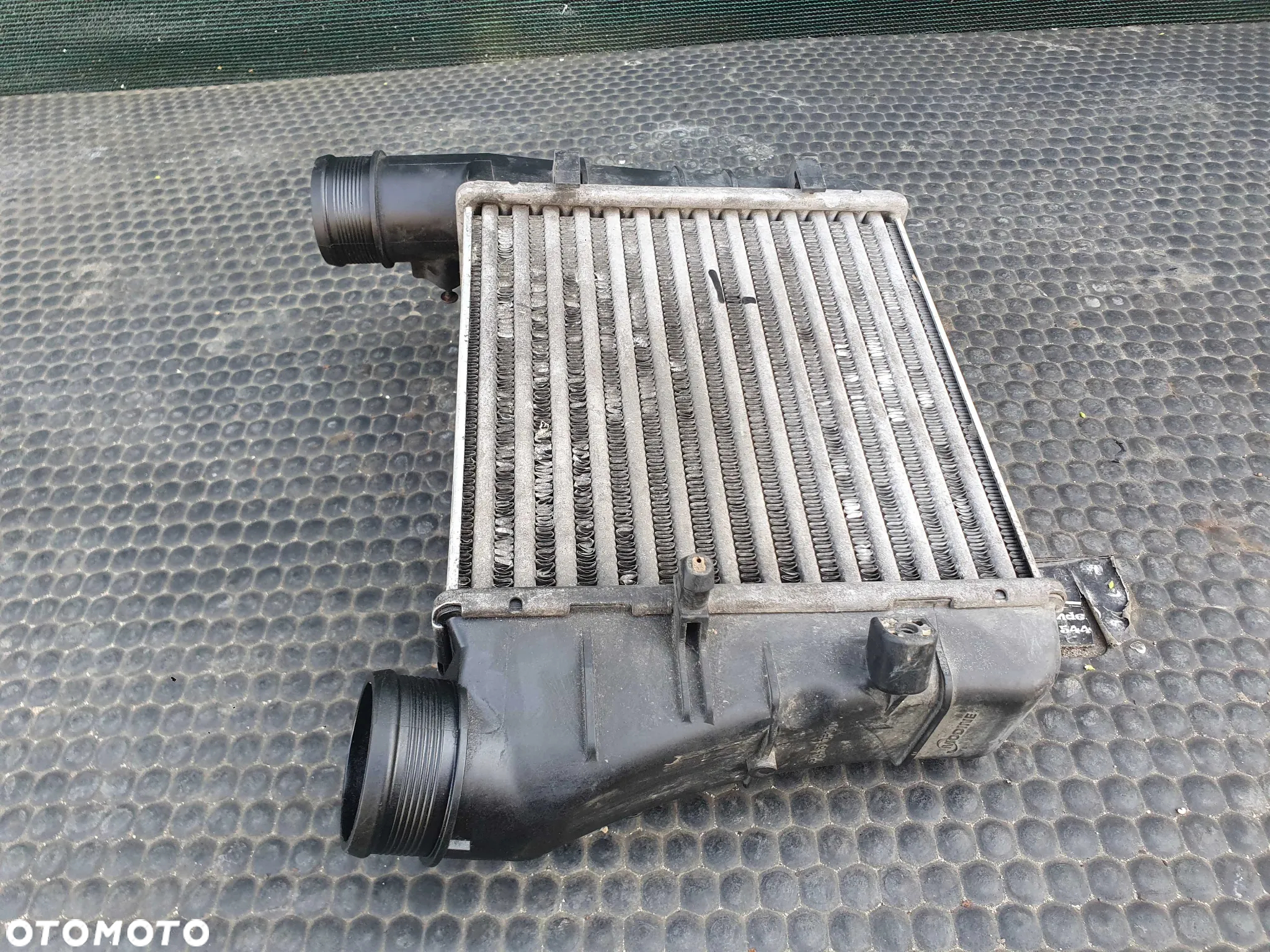 Intercooler 8E0145805AA Chłodnica Powietrza Lewy Lewa 2.0 TDI AUDI A4 B7 - 18