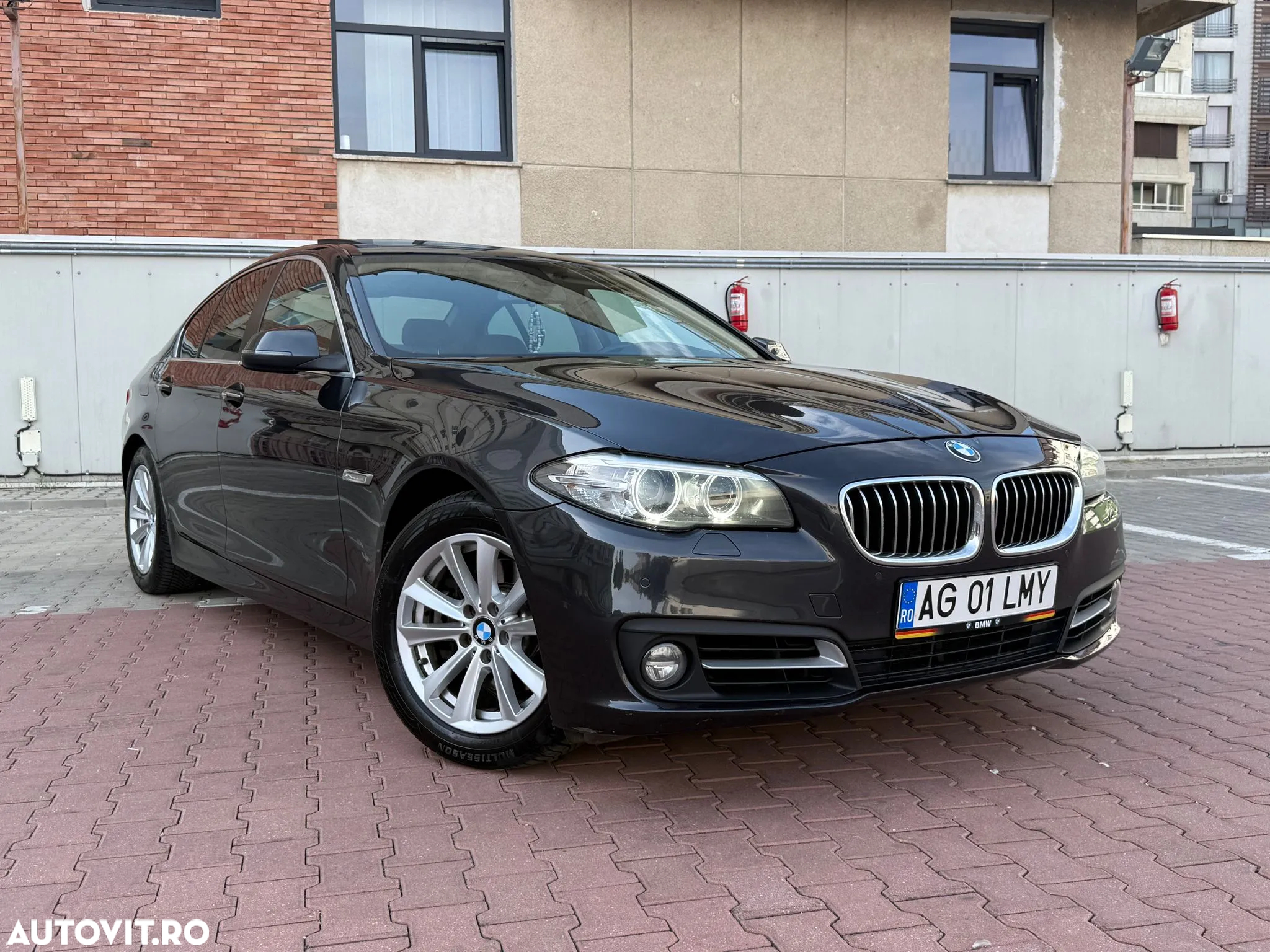 BMW Seria 5 520d xDrive AT - 4