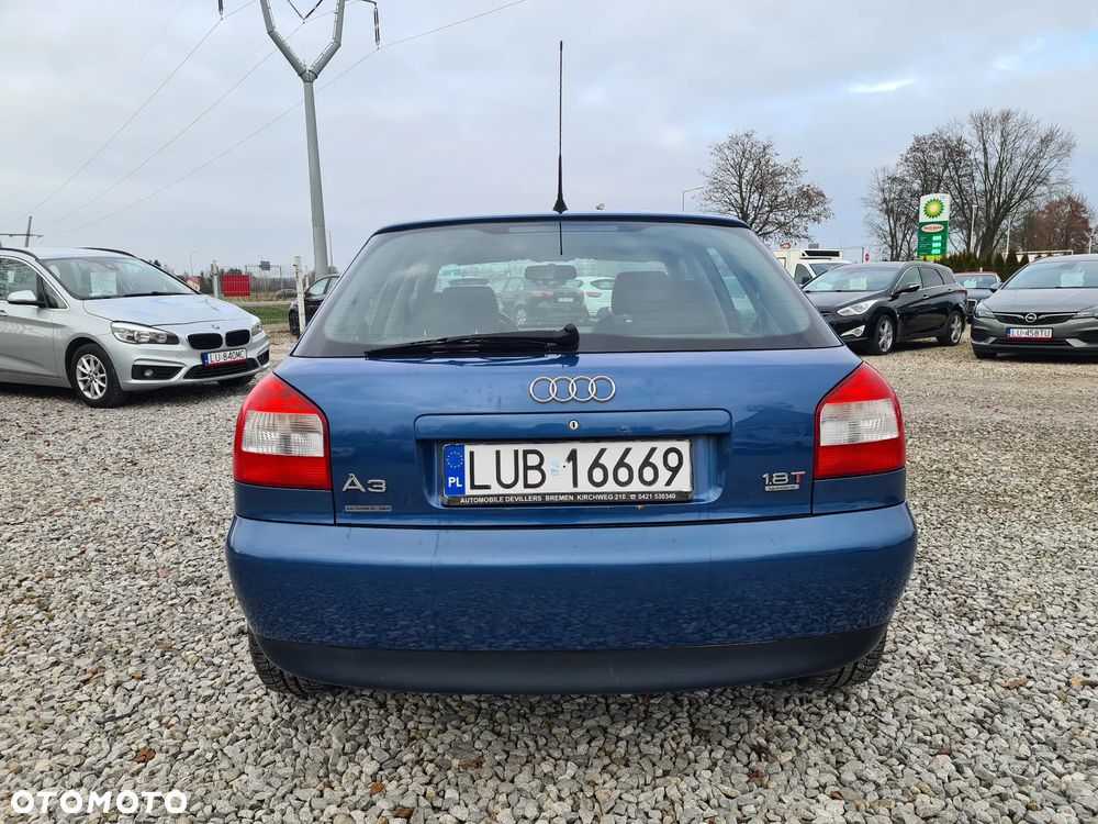 Audi A3 Sportback 1.8T Quattro Ambiente - 6