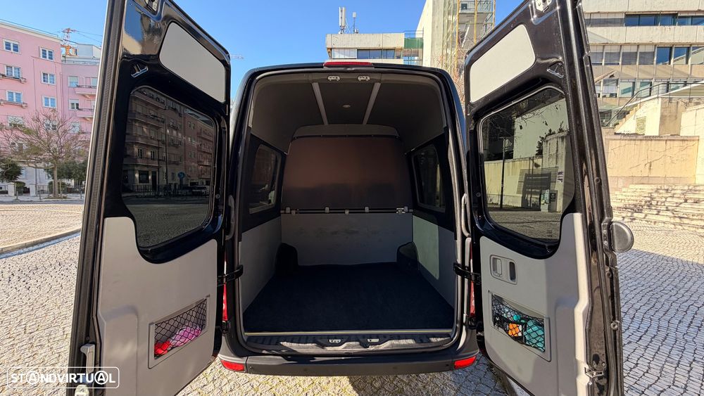 Mercedes-Benz Sprinter - 49