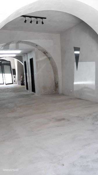 Espaço para arrendamento - Grande imagem: 3/6