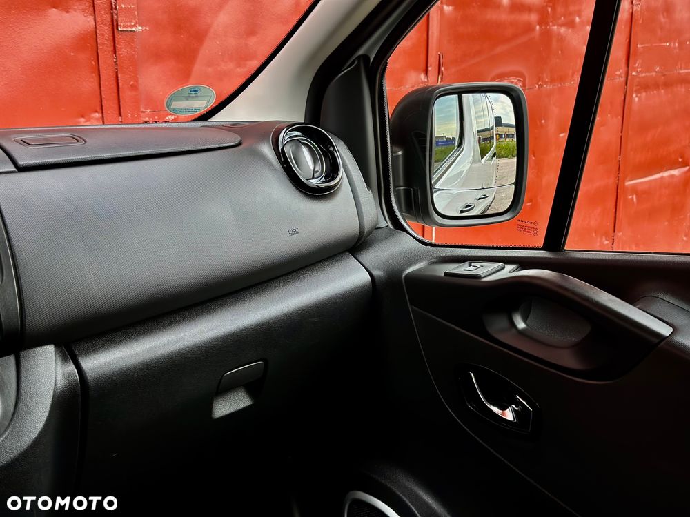 Opel Vivaro L2H1 S&S Tourer - 17
