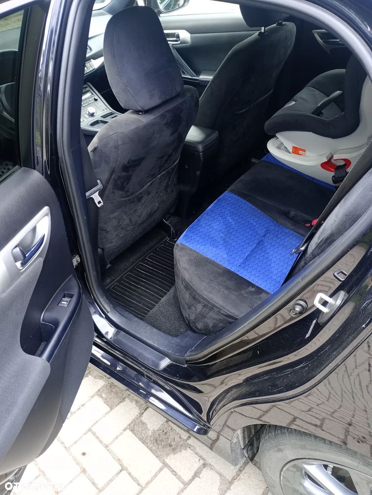 Lexus CT 200h F Sport - 12