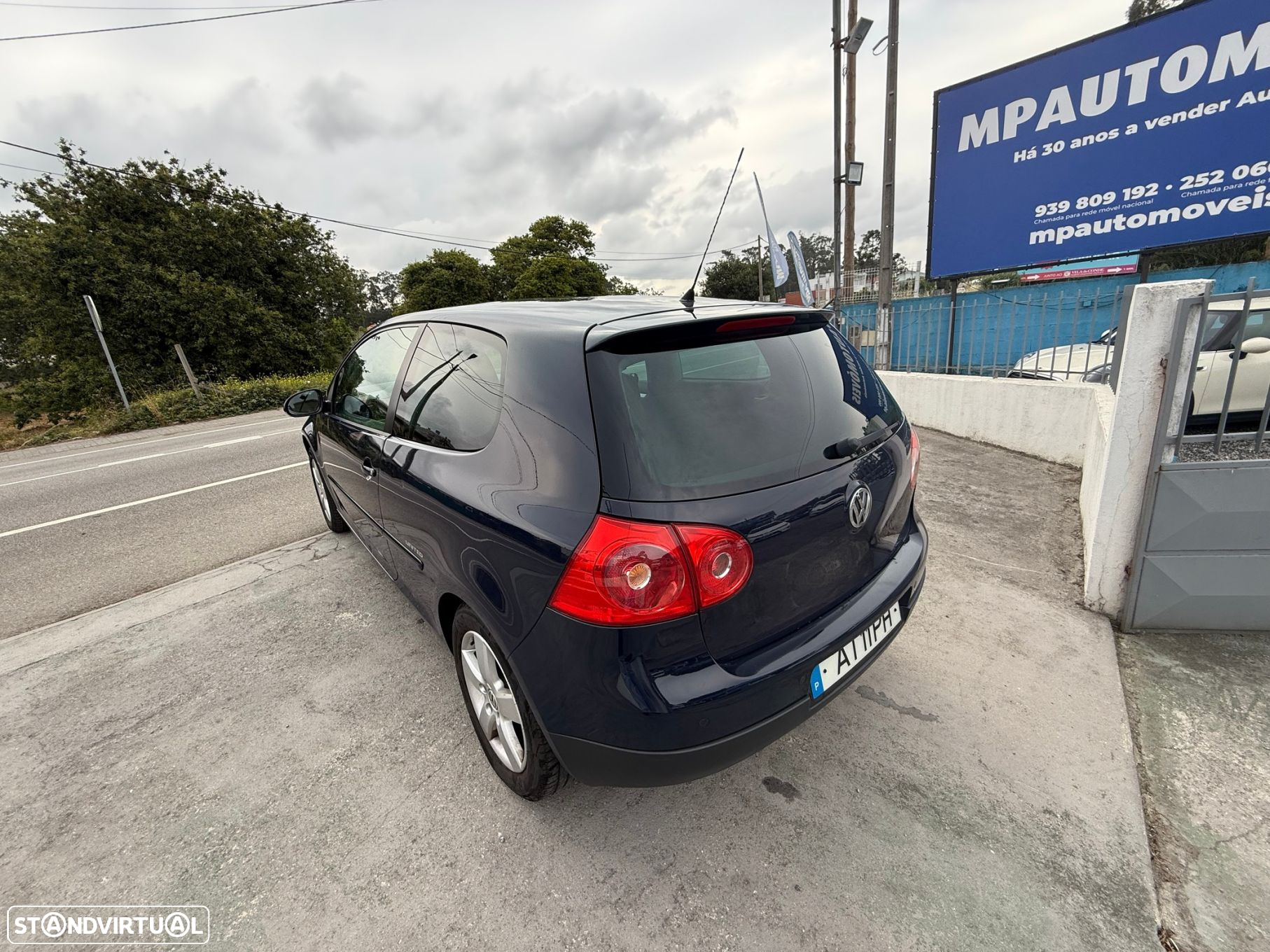 VW Golf - 9
