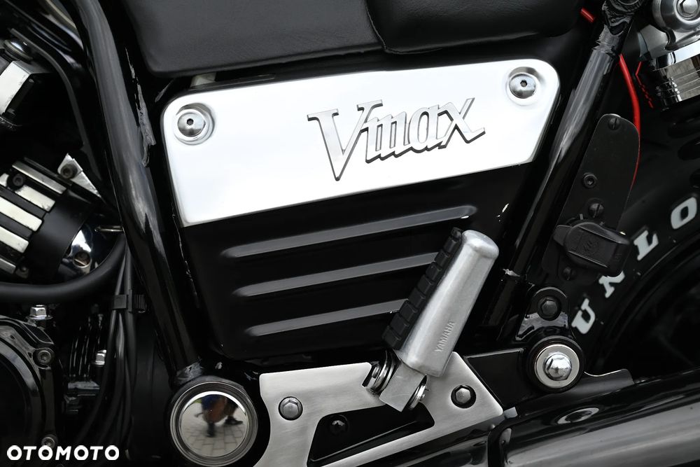 Yamaha V-MAX - 37