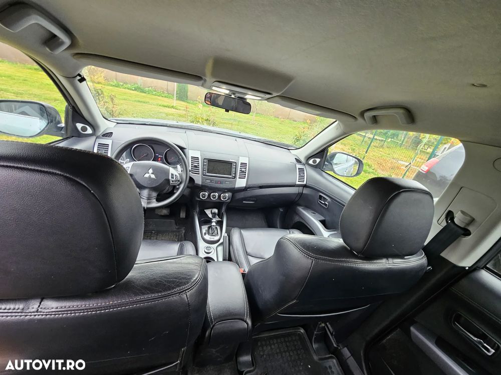 Mitsubishi Outlander 2.2 DI-D 4WD TC-SST Intense+ A05 - 7