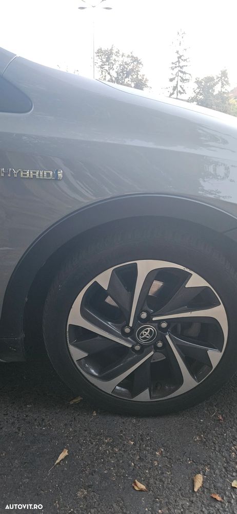 TOYOTA Auris 2018 — imagine 18