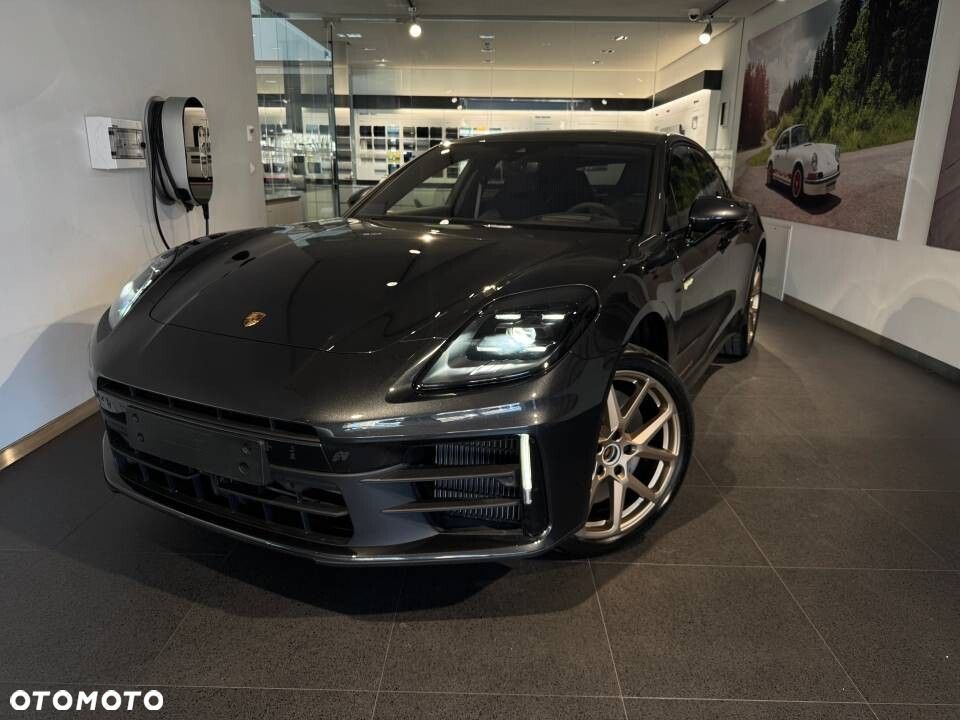 Porsche Panamera 4S E-Hybrid PHEV - 13