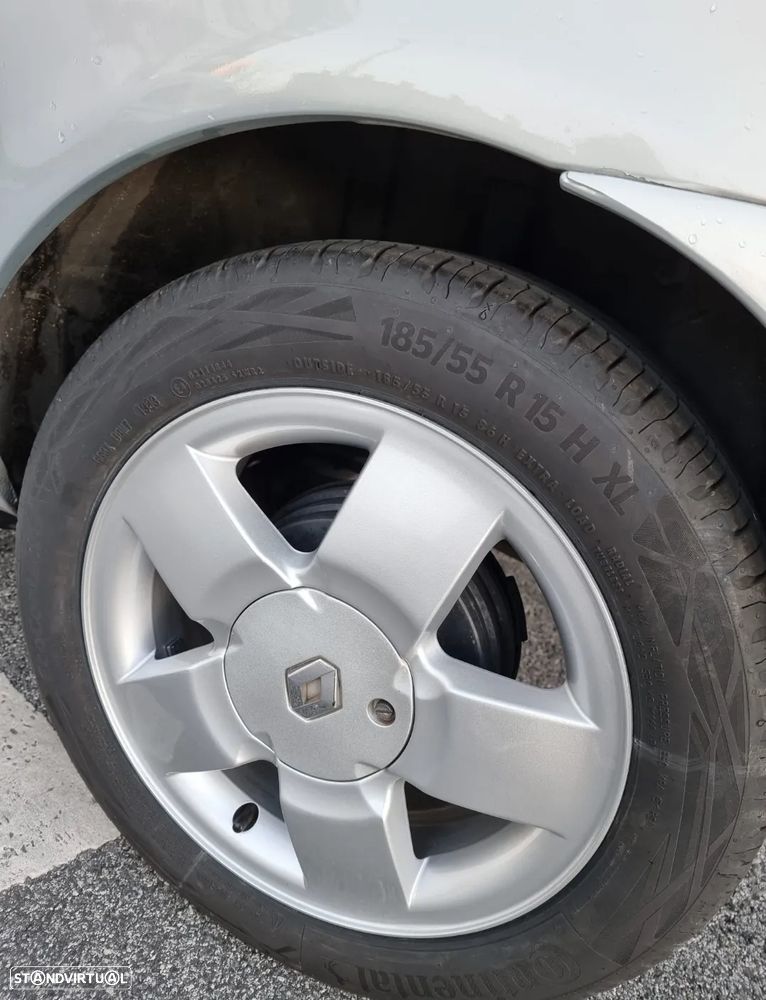 Renault Clio 1.5 dCi Confort - 5