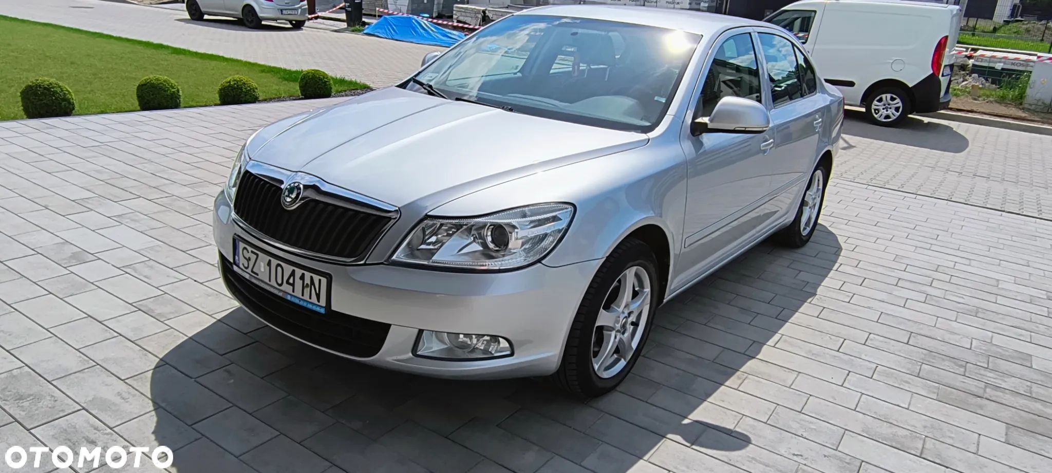 Skoda Octavia 1.6 Family Plus - 1