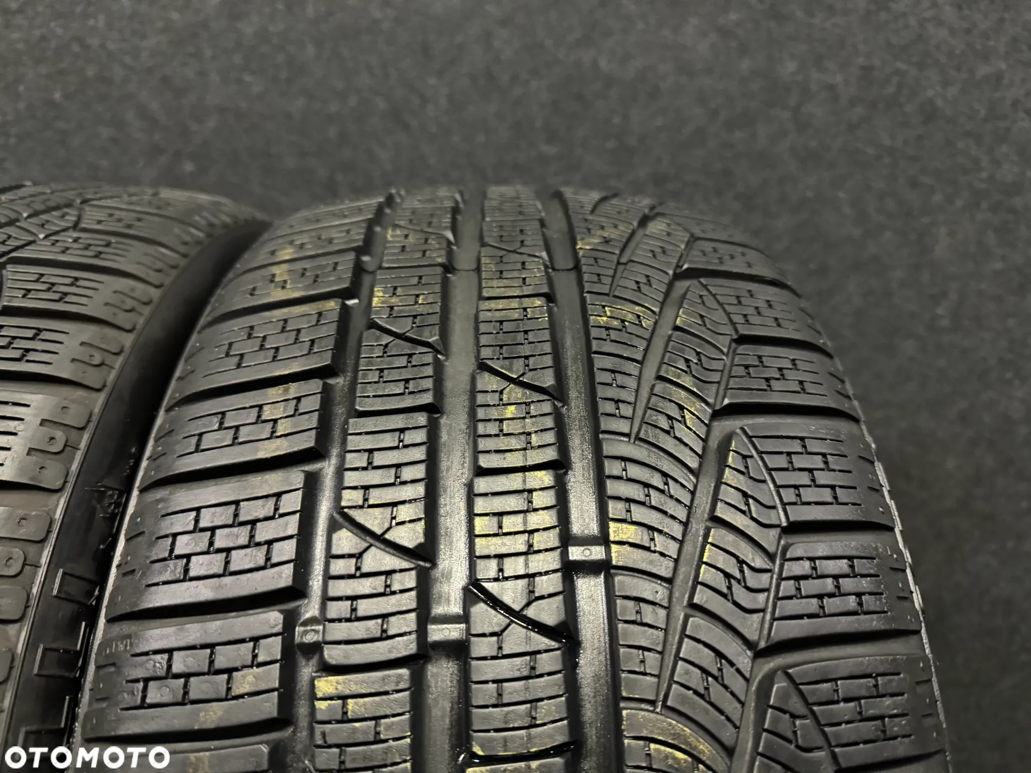 Opony zimowe Pirelli Sotto Zero Winter 240 Serie II 235/35/19 87V 2szt, - 3