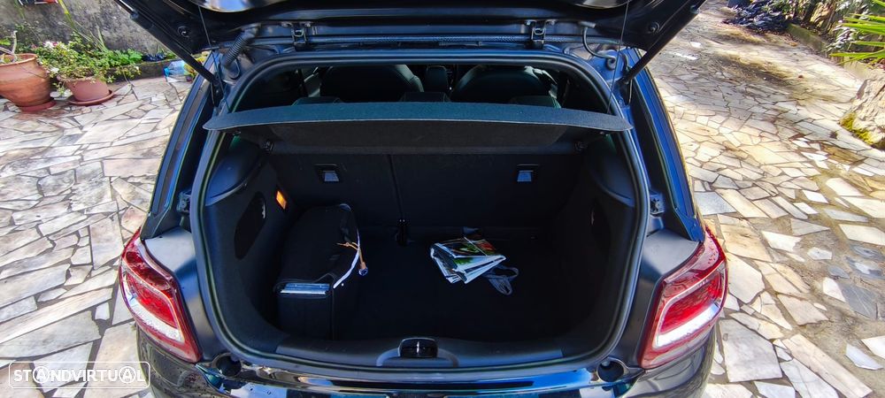 DS DS3 1.2 PureTech Black Lezard EAT6 - 10