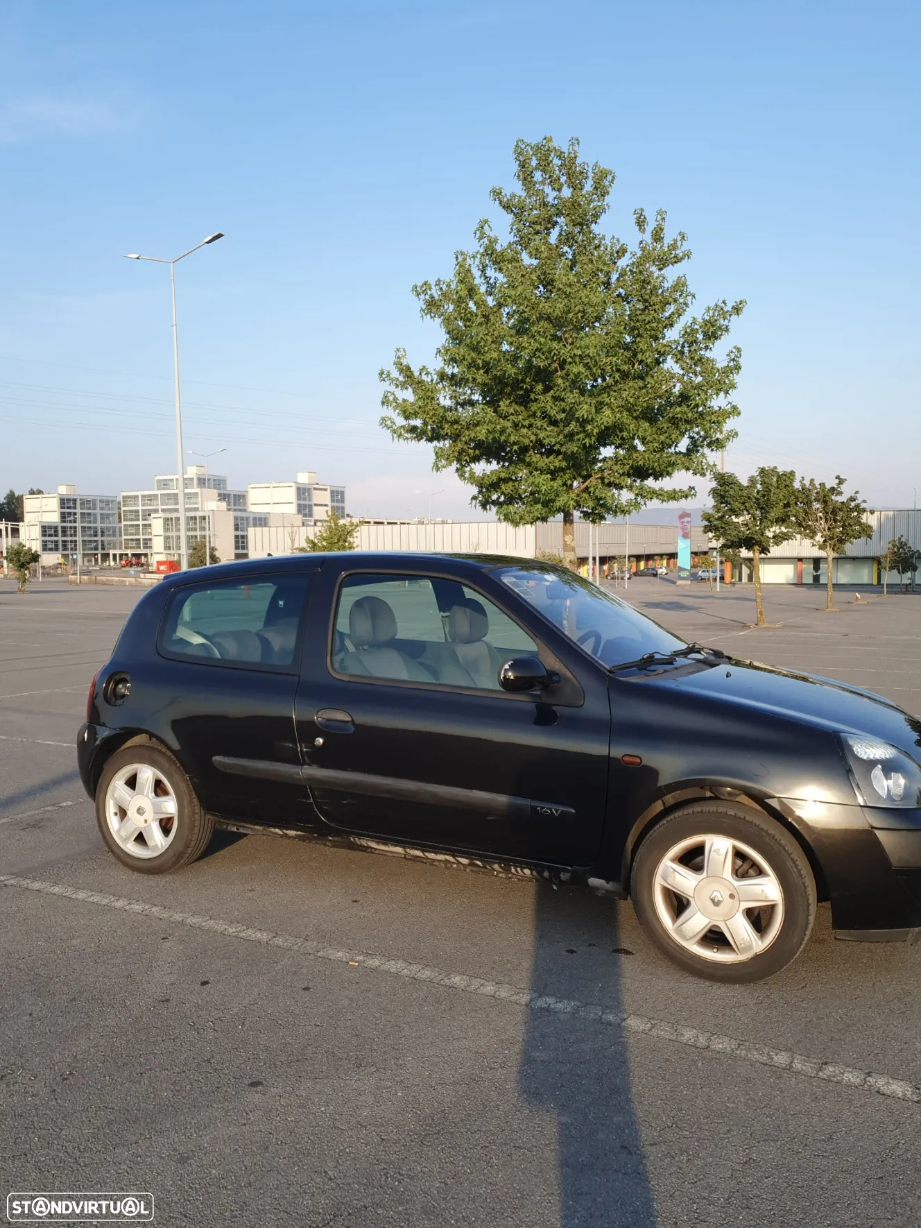 Renault Clio 1.2 16V Expression QuickS - 2