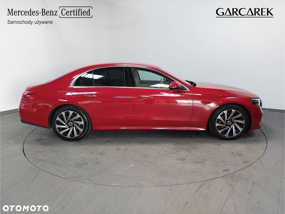 Mercedes-Benz Klasa E 200 mHEV 4-Matic Avantgarde 9G-Tronic - 8