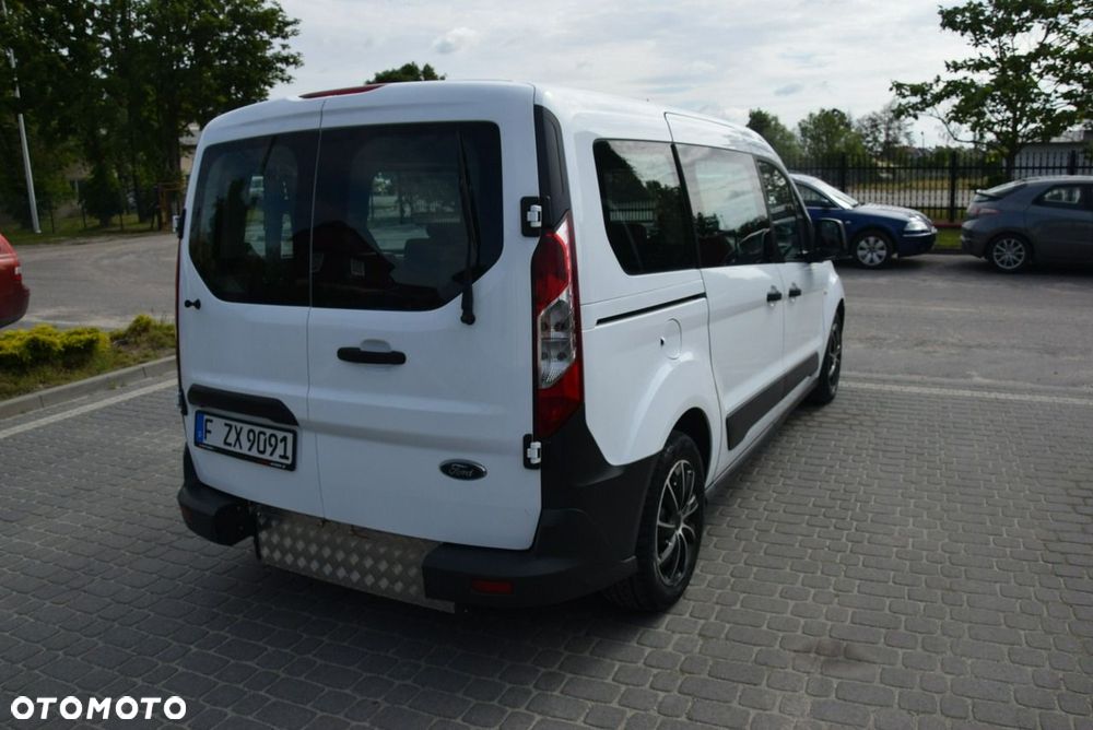 Ford Tourneo Connect Grand - 12