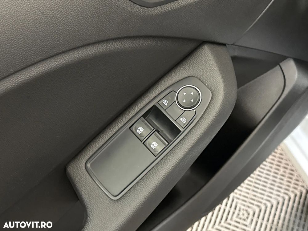 Renault Clio - 15