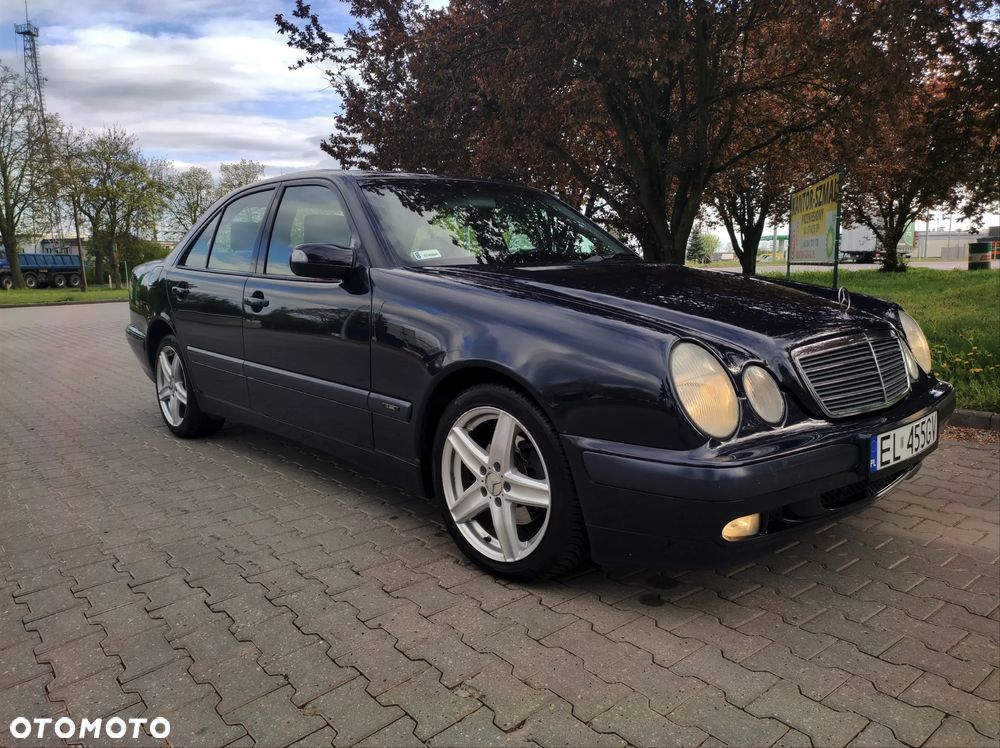 Mercedes-Benz Klasa E 200 Kompressor Classic - 7