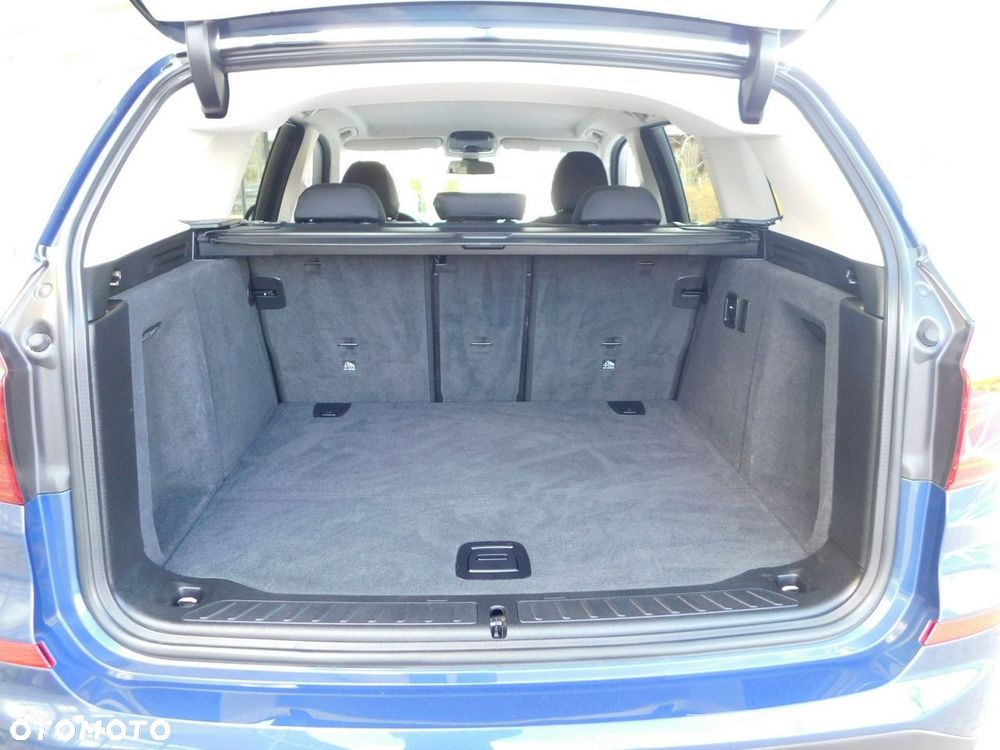 BMW X3 xDrive20d Advantage - 10
