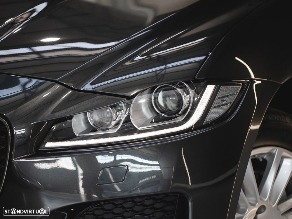 Jaguar F-Pace 2.0 i4D Prestige AWD Aut. - 9